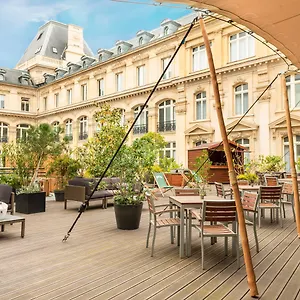 Crowne Plaza République, An Ihg Parigi