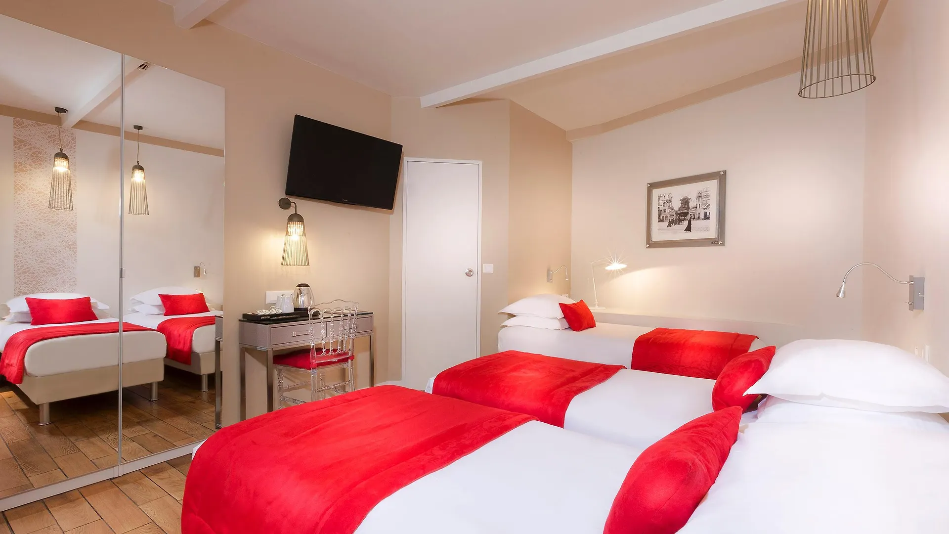Hotel Eiffel Segur Parigi